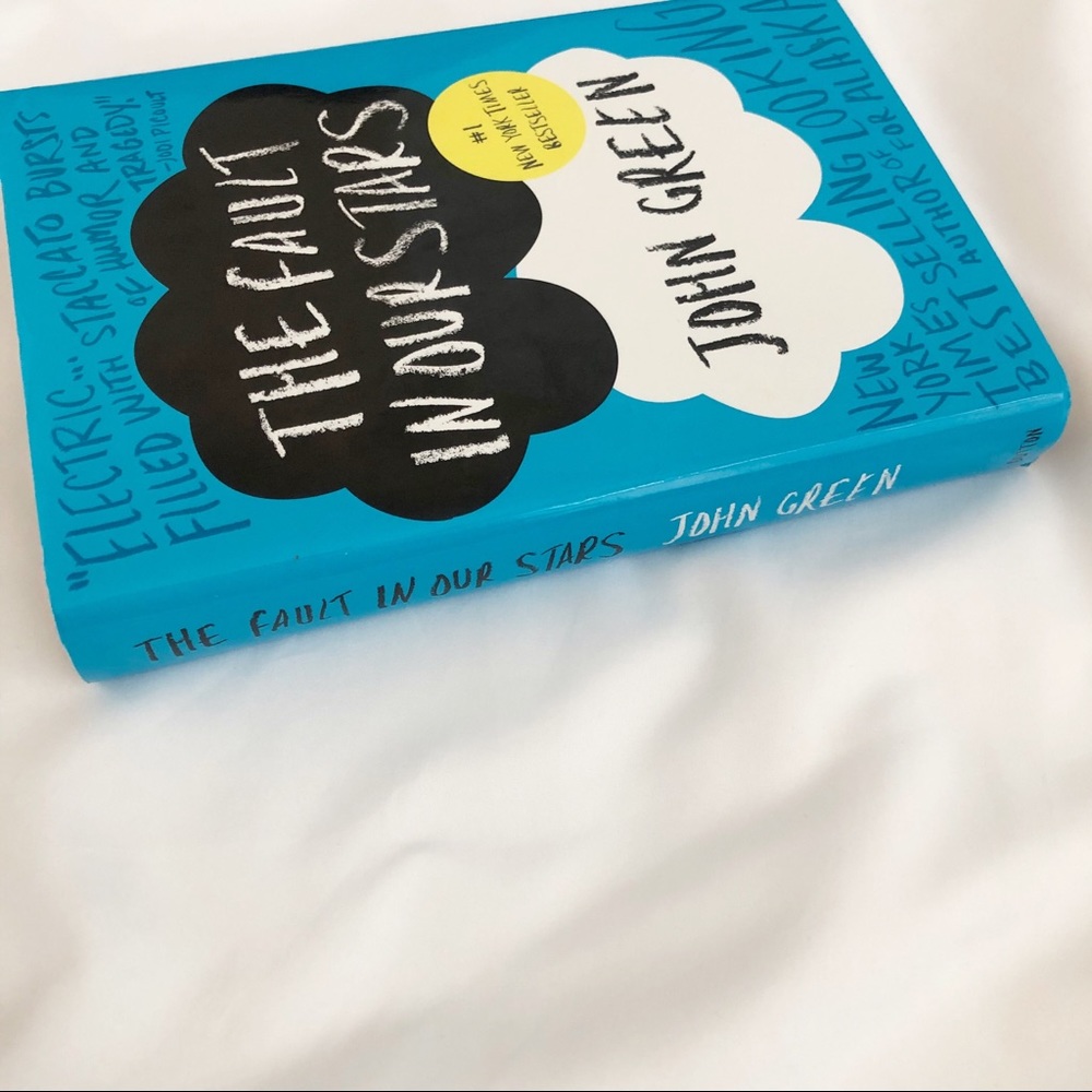 The Fault in Our Stars By John Green - Picture 3 of 5